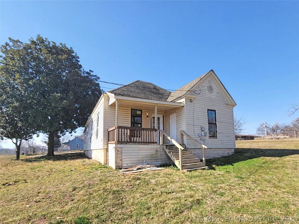 503 W Choctaw Street, Tahlequah, OK 74464