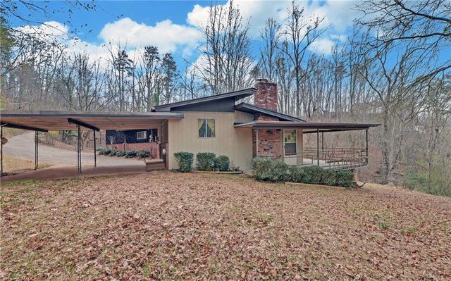 2290 Boy Scout Camp Road, Gainesville, GA 30501