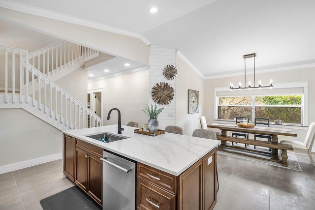 7505 NW 65th Lane, Parkland, FL 33067