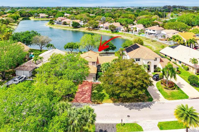 7505 NW 65th Lane, Parkland, FL 33067