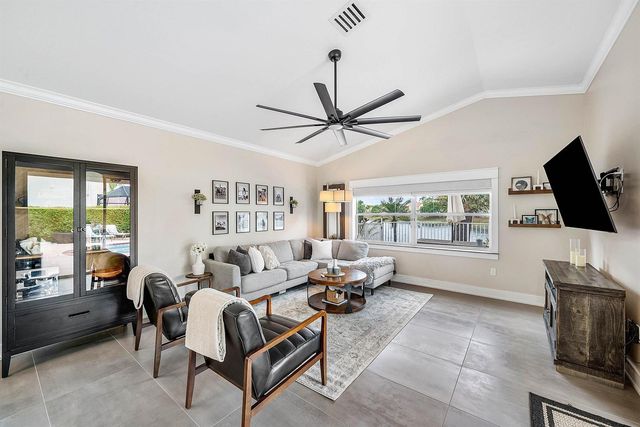 7505 NW 65th Lane, Parkland, FL 33067