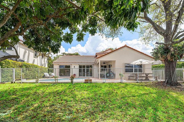7505 NW 65th Lane, Parkland, FL 33067