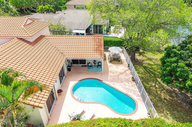 7505 NW 65th Lane, Parkland, FL 33067