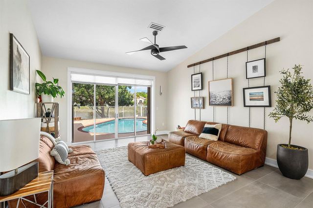 7505 NW 65th Lane, Parkland, FL 33067