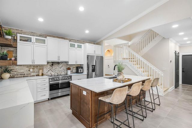 7505 NW 65th Lane, Parkland, FL 33067