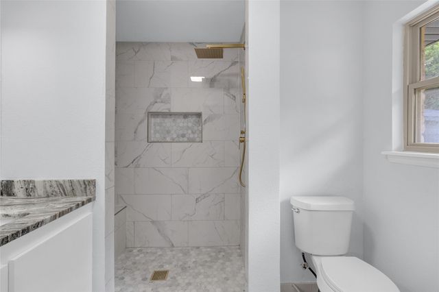 5926 Warm Springs Road, Houston, TX 77035
