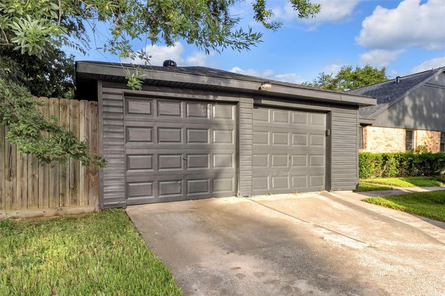 5926 Warm Springs Road, Houston, TX 77035