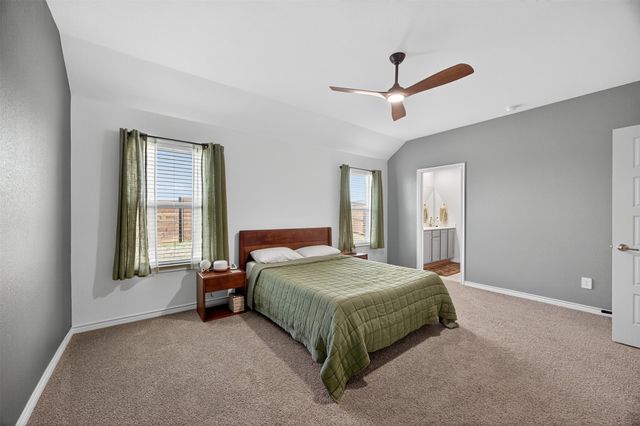 10201 Torch Light Lane, Aubrey, TX 76227