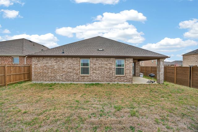 10201 Torch Light Lane, Aubrey, TX 76227