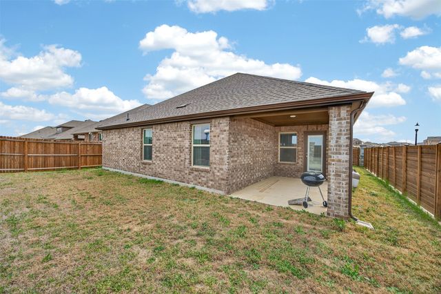 10201 Torch Light Lane, Aubrey, TX 76227