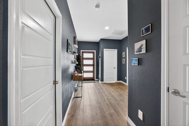 10201 Torch Light Lane, Aubrey, TX 76227