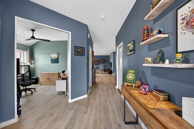 10201 Torch Light Lane, Aubrey, TX 76227