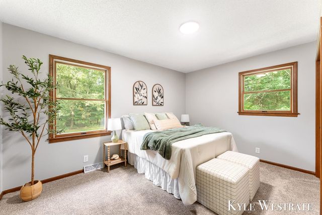 14439 Lincoln Street, Grand Haven, MI 49417