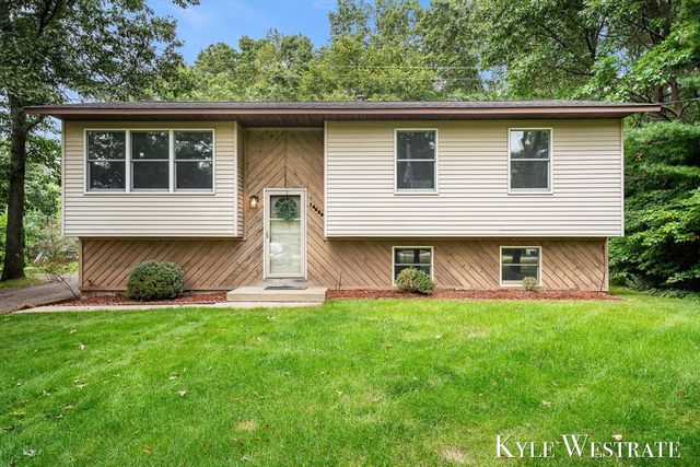 14439 Lincoln Street, Grand Haven, MI 49417