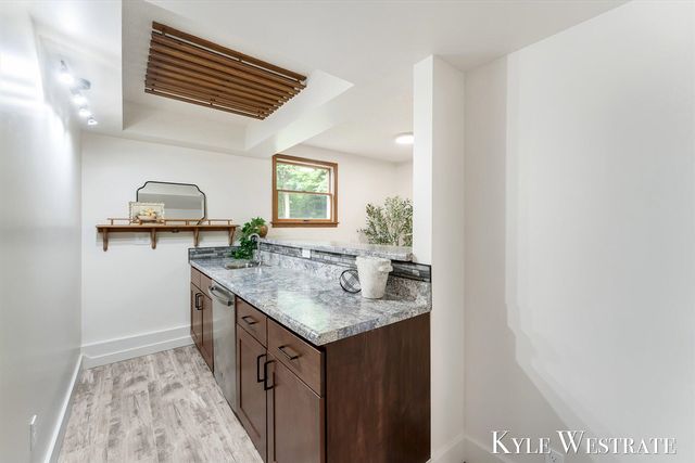 14439 Lincoln Street, Grand Haven, MI 49417