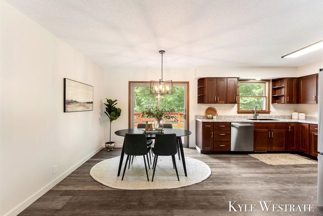 14439 Lincoln Street, Grand Haven, MI 49417