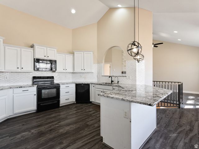 4833 N SHADY BEND LN, Lehi, UT 84043