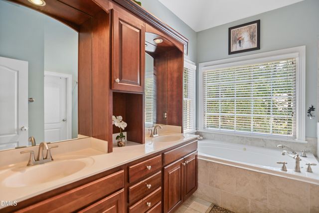 8488 Falkirk Ridge Court, Wake Forest, NC 27587