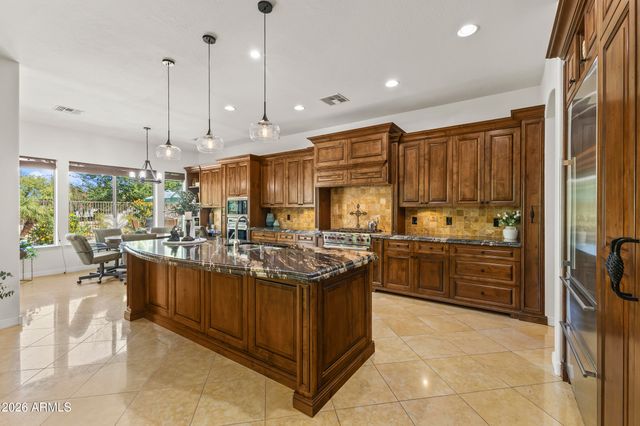 3664 E HORSESHOE Drive, Chandler, AZ 85249