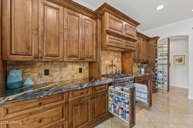 3664 E HORSESHOE Drive, Chandler, AZ 85249