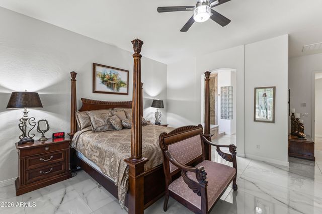 3664 E HORSESHOE Drive, Chandler, AZ 85249