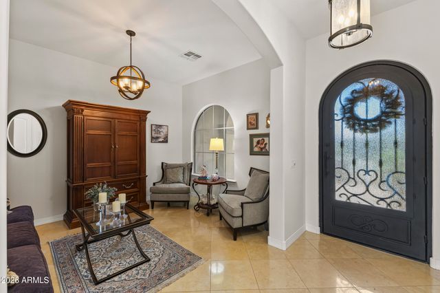 3664 E HORSESHOE Drive, Chandler, AZ 85249