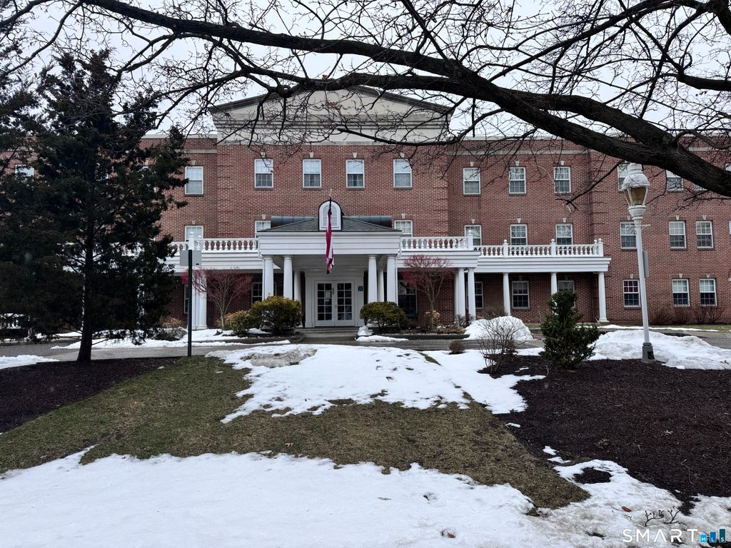 59 Courtland Avenue APT 3B, Stamford, CT 06902