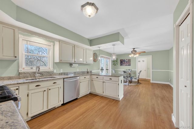 9 Megan Lane, Campbell Hall, NY 10916