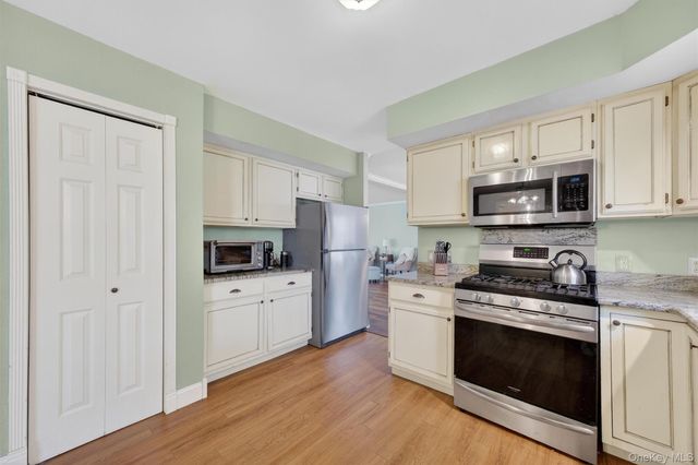 9 Megan Lane, Campbell Hall, NY 10916