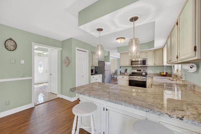 9 Megan Lane, Campbell Hall, NY 10916
