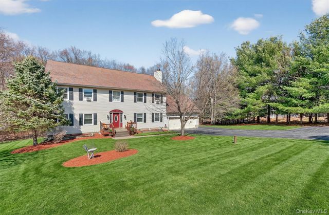 9 Megan Lane, Campbell Hall, NY 10916