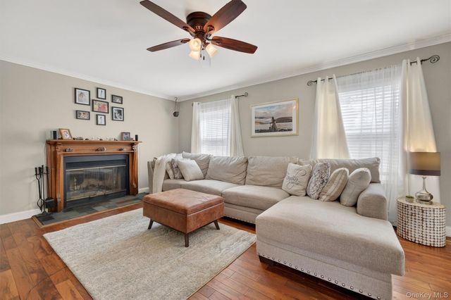 9 Megan Lane, Campbell Hall, NY 10916