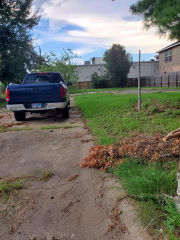 5611 Yorkwood Street, Houston, TX 77016