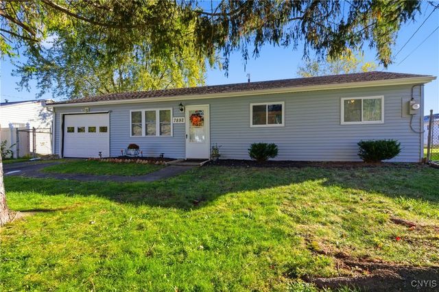 7892 Rinaldo Boulevard East, Cicero, NY 13030