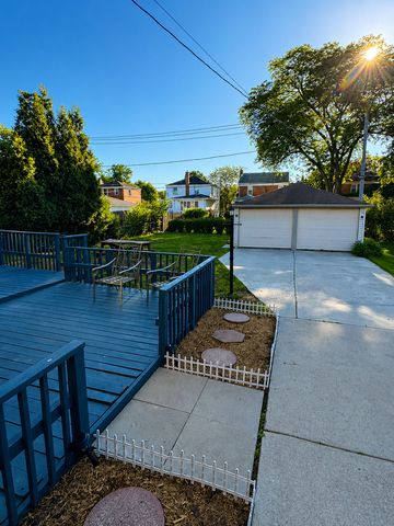 1518 Cleveland Avenue, La Grange Park, IL 60526