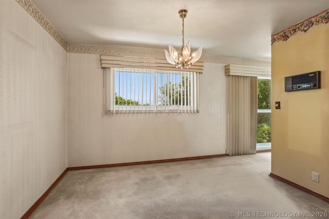 2219 N Main Street, Tulsa, OK 74106