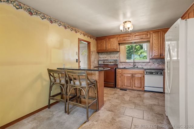 2219 N Main Street, Tulsa, OK 74106