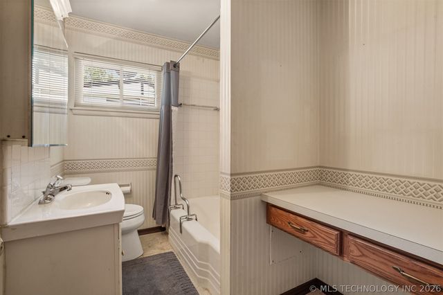 2219 N Main Street, Tulsa, OK 74106