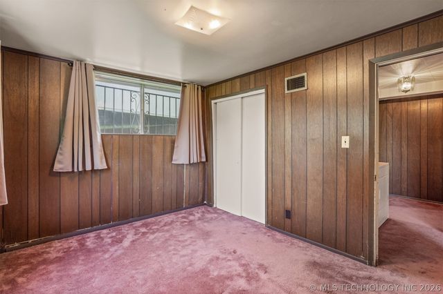 2219 N Main Street, Tulsa, OK 74106