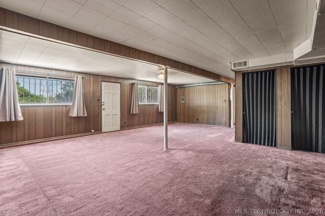 2219 N Main Street, Tulsa, OK 74106