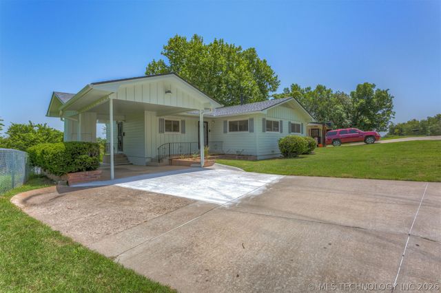 2219 N Main Street, Tulsa, OK 74106