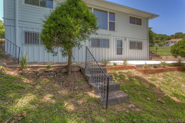 2219 N Main Street, Tulsa, OK 74106