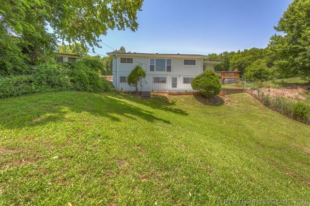 2219 N Main Street, Tulsa, OK 74106