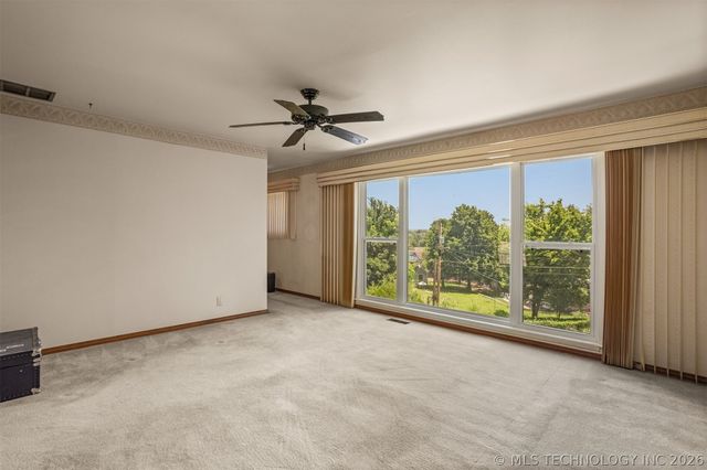 2219 N Main Street, Tulsa, OK 74106
