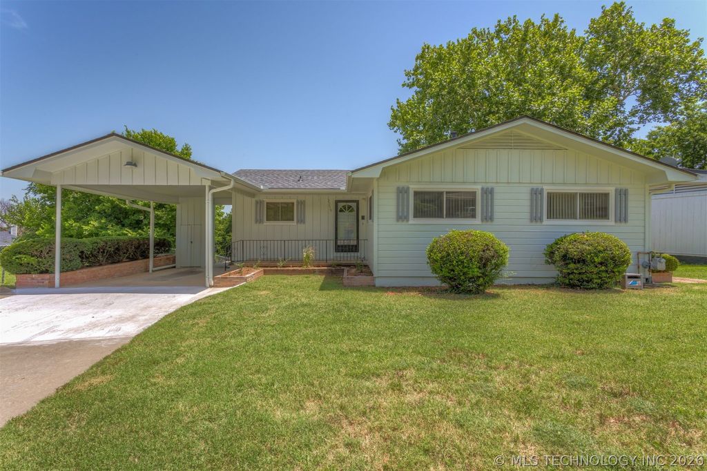 2219 N Main Street, Tulsa, OK 74106