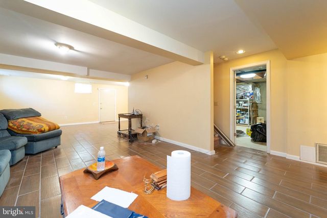 9217 HOBART ST, Springdale, MD 20774