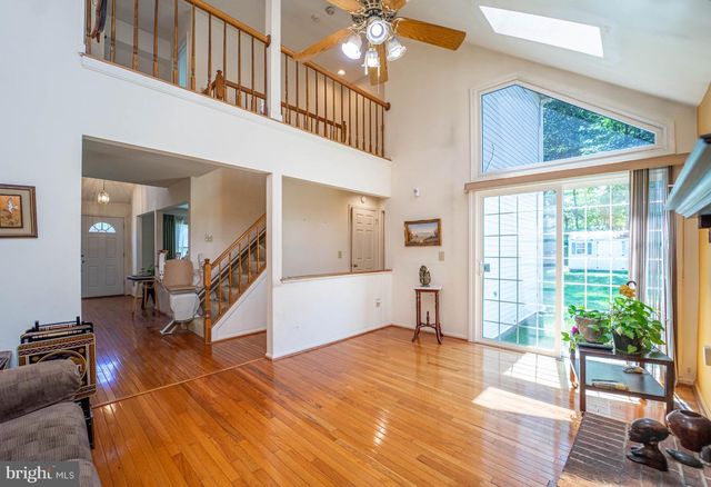 9217 HOBART ST, Springdale, MD 20774