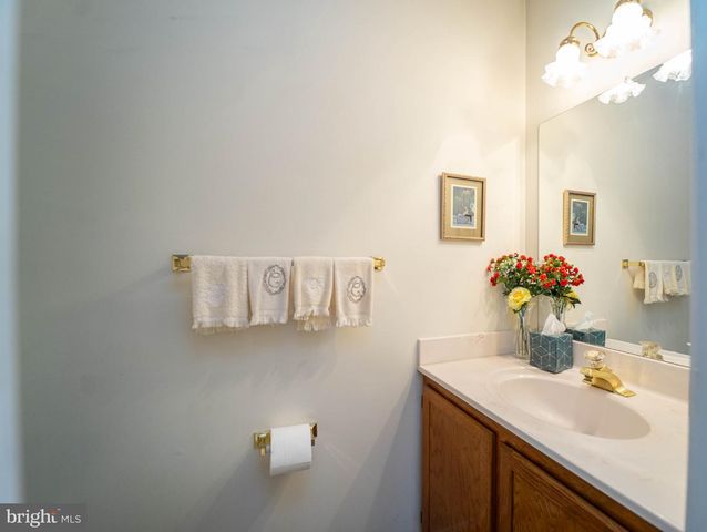 9217 HOBART ST, Springdale, MD 20774