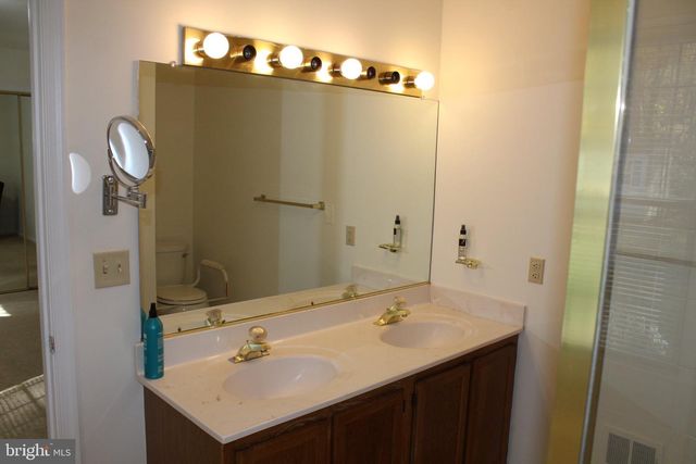 9217 HOBART ST, Springdale, MD 20774