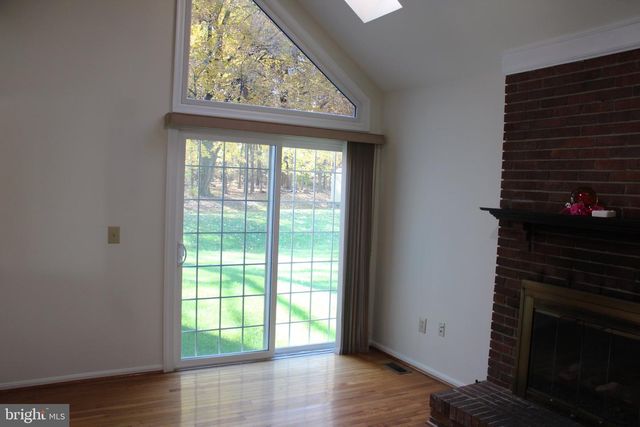 9217 HOBART ST, Springdale, MD 20774